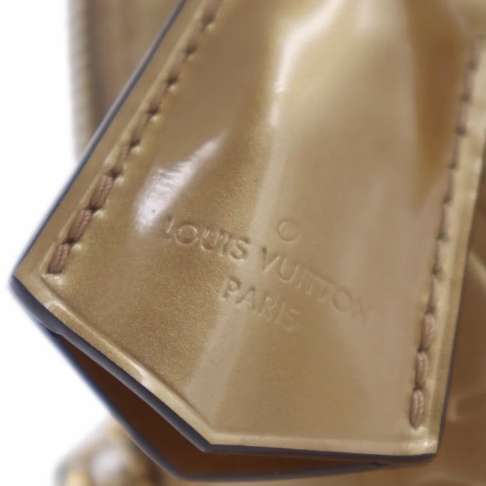 LOUIS VUITTON MONOGRAM VERNIS ALMA BB SHOULDER BAG. Includes dust bag - Picture 7 of 12